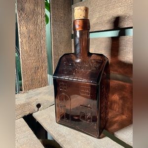 Vintage Wheaton EG Booz’s Old Cabin Whiskey Bottle. 1840